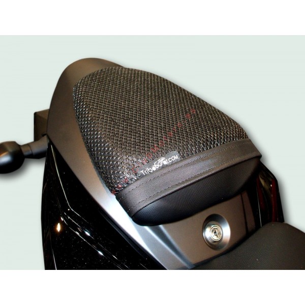 Malla antideslizante Triboseat para Suzuki GSXS 750 (2017 - 2018)