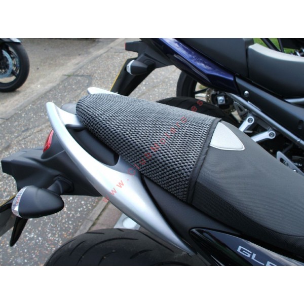 Malla antideslizante Triboseat para Suzuki Gladius 650 (2009-2016)