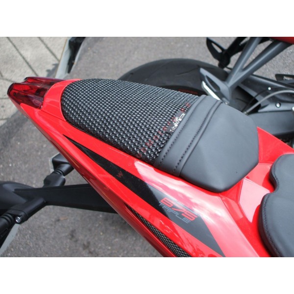 Malla antideslizante Triboseat para Triumph Daytona 675 R (2013-2016)