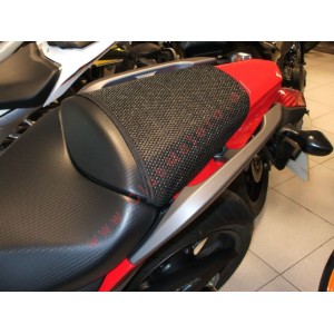 Malla antideslizante Triboseat para Honda NC 750 S (2014 - 2018) 