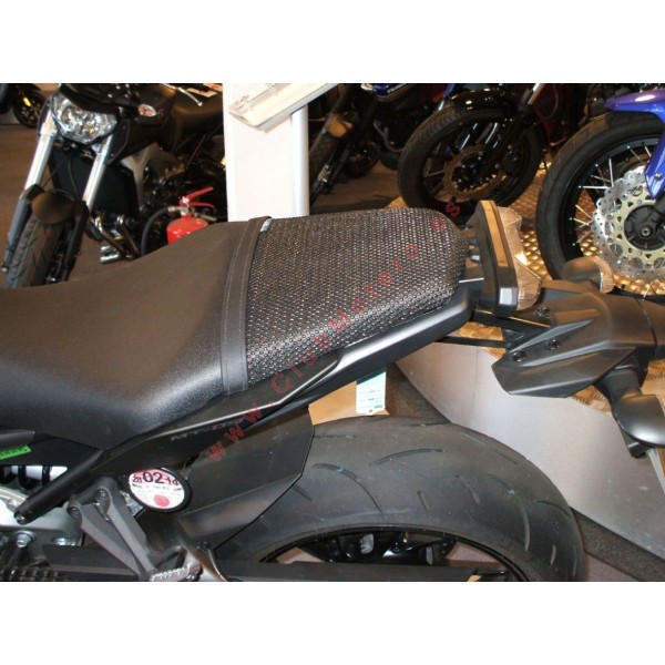 Paramanos moto Yamaha MT03 16- marca Puig