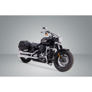 Sistema de bolsas laterales Legend Gear LH1/LH1 2x 19,5 l. Softail StrBob (17-), Standard (20-).