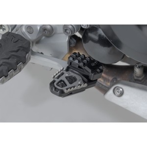 Extensión del pedal de freno Negro. BMW F 900 XR (19-).