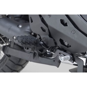 Kit reposapiés EVO Negro. Modelos Honda / Suzuki / KTM.