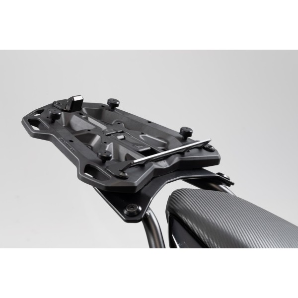 Placa adaptadora para portaequipaje STREET-RACK Para Shad. Negro.