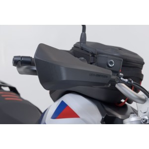 Kit de protectores de manos Sport Negro. R 1250 GS/Adv. (18-), F 800/900 GS (23-).