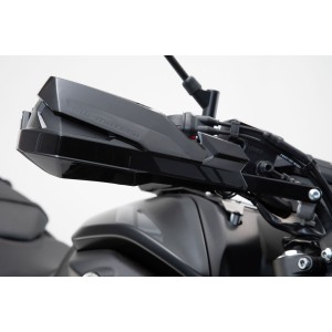 Kit de protectores de manos KOBRA Negro. Yamaha MT-07 (14-20).
