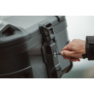 DUSC M Negro. 33 l. ABS.