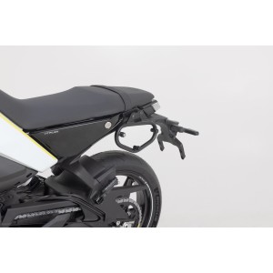 SLC soporte lateral izquierdo Husqvarna Svartpilen/Vitpilen 401 (23-).