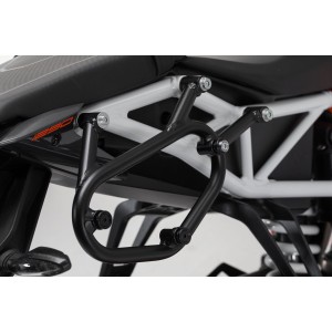 Soporte lateral izquierdo SLC KTM 1290 Super Duke R (13-19).