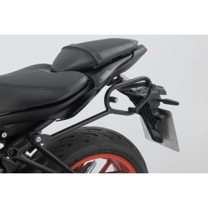 Soporte lateral izquierdo SLC Yamaha MT-07 (18-24).