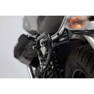 Soporte lateral izquierdo SLC Moto Guzzi V7 lll (16-).