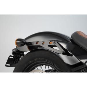 Soporte lateral SLH derecho LH1 Harley-Davidson Street Bob/Slim/Standard. Per LH1.