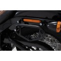 Soporte lateral derecho SLC Harley Dav. Softail Str. Bob (17-),Standard (20-).