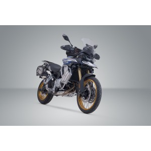 Soporte lateral PRO Negro. Voge DS900X (23-).