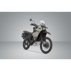 Soporte lateral PRO Negro. Kawasaki KLR 650 (22-).