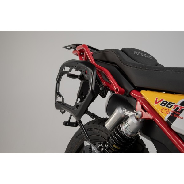 Soporte lateral PRO Negro. Moto Guzzi V85 TT (19-23).