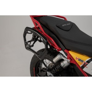Soporte lateral PRO Negro. Moto Guzzi V85 TT (19-23).