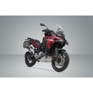 Soporte lateral PRO Negro. Benelli TRK 502 X (18-).