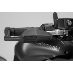 Protectores de maneta con deflector de aire Negro. Modelos Kawasaki, Yamaha MT-09 (23-).
