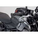 Protectores de maneta Negro. Triumph Trident 660 (21-).