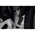 Extensión delantera de protector de motor Negro/plateado. BMW R1200 (12-18), R1250 (18-).