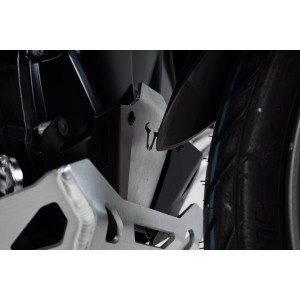 Extensión delantera de protector de motor Negro/plateado. BMW R1200 (12-18), R1250 (18-).