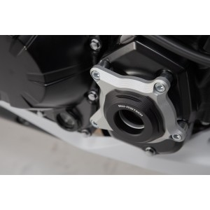Protector de la tapa para la carcasa del motor Negro/Plateado. Modelos Kawasaki Z900 (16-).