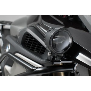 Soporte para luces para los faros antiniebla BMW Negro. BMW R 1200 GS (12-18), R 1250 GS (21-).