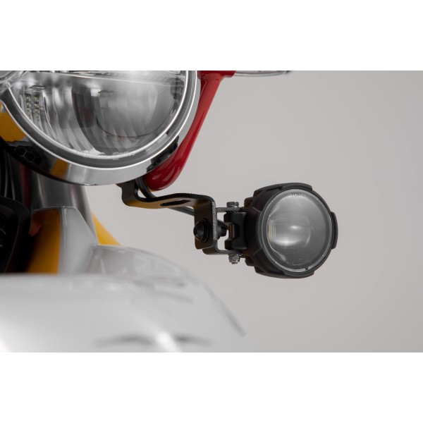 Soportes para luces Negro. Moto Guzzi V85 TT (19-23).