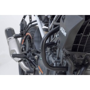 Protecciones laterales de motor Negro. KTM 390 Duke (13-23).