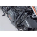 Protecciones laterales de motor Negro. KTM 390 Duke (13-23).