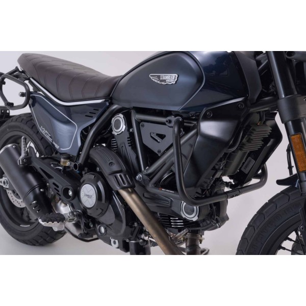 Protecciones laterales de motor Negro. Scrambler Nightshift/ Full Throttle (23-).
