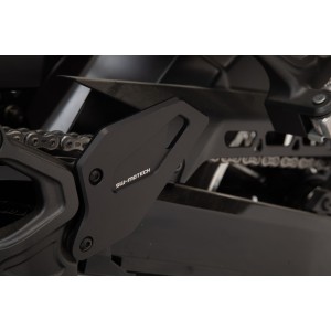 Protector de talón Negro. Kawasaki Z900RS/ Cafe / SE (17-).