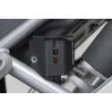 Protector del contenedor del líquido de freno Negro. Modelos Triumph Tiger 1200 (22-).