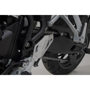 Protector de talón izquierdo Plateado. Triumph Tiger 900/GT/Rally/Pro (19-23).