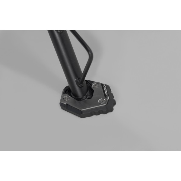 Extension para caballete lateral Negro/plateado. CFMoto 800MT (21-).