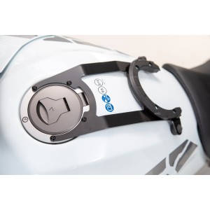 Anillo de depósito EVO Negro. Honda CB500X (18-).