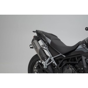 Escape Akrapovic Slip On Plateado. Triumph Tiger 900 Modelle (19-23).
