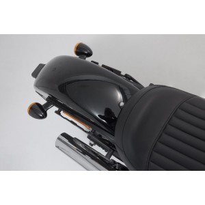 Sistema de bolsas laterales Legend Gear LH1/LH1 2x 19,5 l. Softail StrBob (17-), Standard (20-).