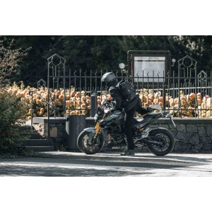 Mochila Daily WP 22 l. Negro. Impermeable.