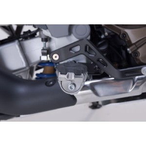 Kit reposapiés EVO Plata/negro. Honda CRF1100L Africa Twin / Adv Sp.