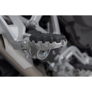 Kit reposapiés para pasajero ION Modelos Triumph Tiger 1200 (22-).