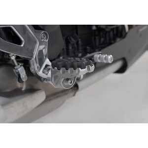 Kit reposapiés EVO Triumph Tiger 660 (21-24), Yamaha Tracer 700 / 7.