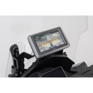 Soporte GPS para salpicadero Negro. Kawasaki Versys 1000 (18-) / 1100 (24-).