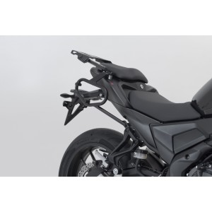 Soporte lateral derecho SLC Negro. Voge 500R (19-).