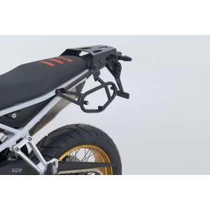 SLC soporte lateral izqiuerda BMW F 900 GS (23-).
