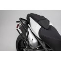 Separadores de 2 puntos para alforjas BLAZE Negro. Triumph Speed Triple S (18-).