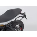 SLC soporte lateral izquierdo Ducati Monster 821/1200, Super Sport 950.
