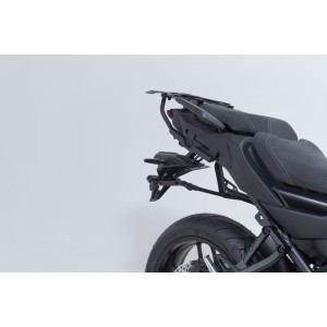 Soporte lateral PRO Negro. Yamaha Tracer 9 / GT / GT+ (24-).
